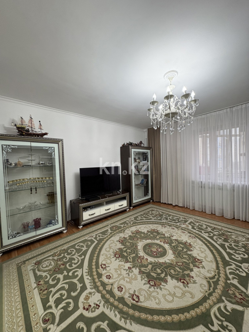 Продажа 3-комнатной квартиры, 77.6 м², ул. Мустай Карима в Алматы - фото 3