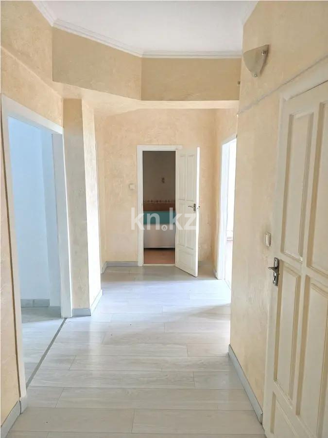 Продажа 3-комнатной квартиры, 68 м², ул. Сатпаева, дом  56 в Алматы - фото 6