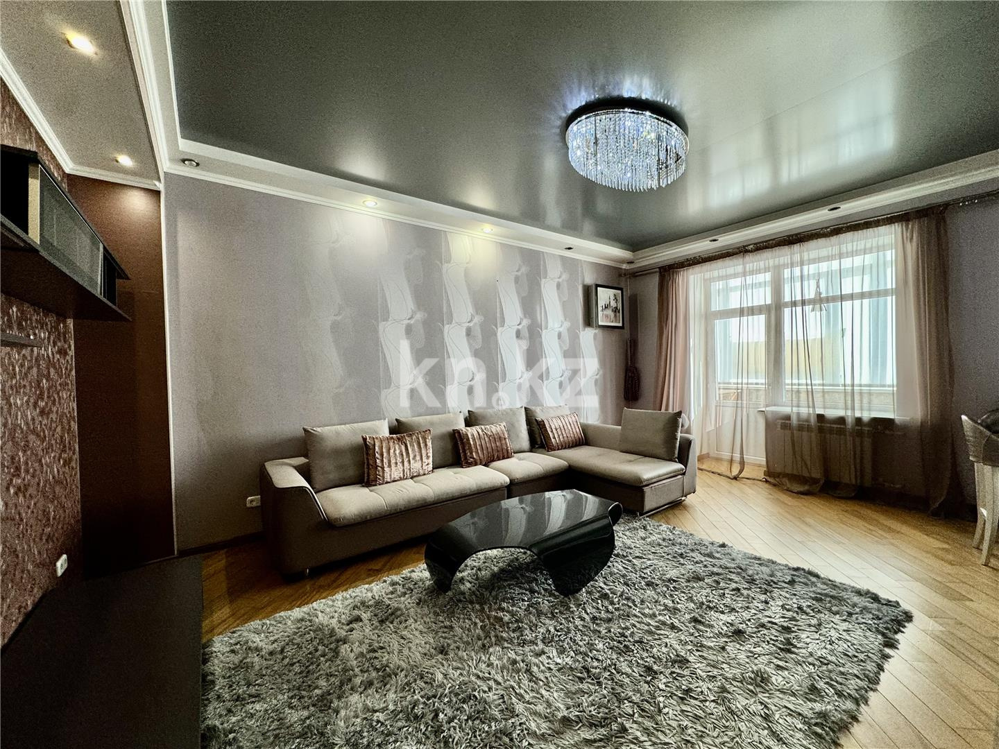 Продажа 6-комнатной квартиры, 227 м², ул. Ерубаева, дом  50/6 в Караганде - фото 3