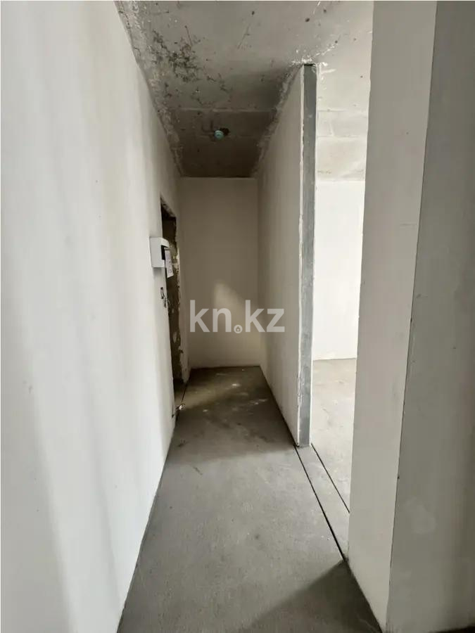 Продажа 1-комнатной квартиры, 38 м², ул. Толе би, дом  290/1 в Алматы - фото 3