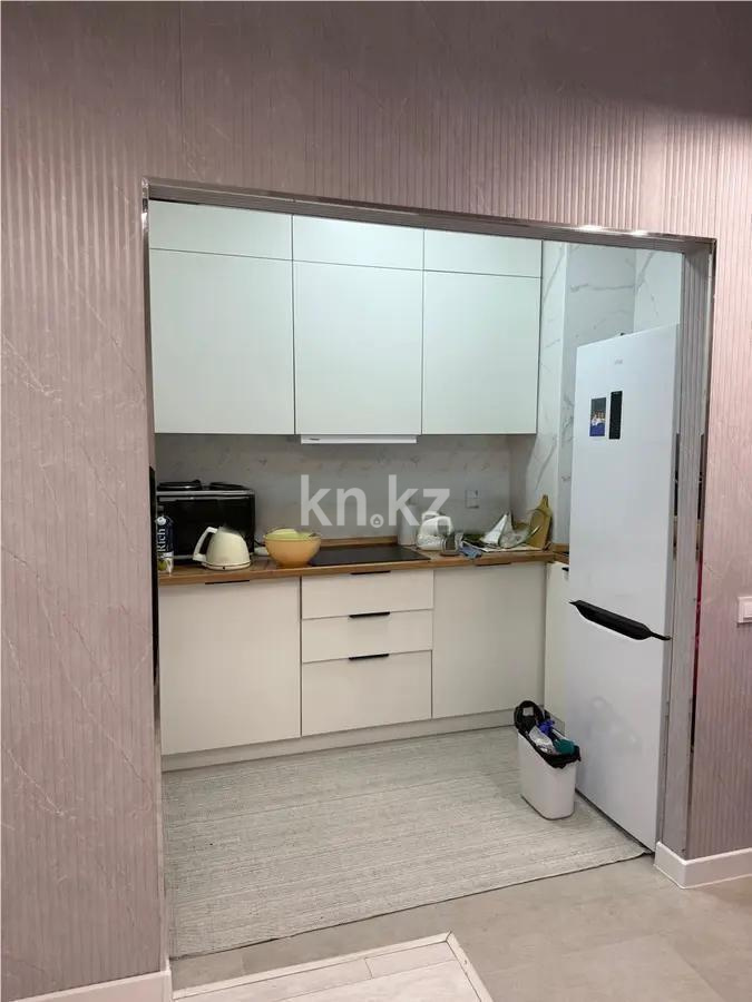 Продажа 2-комнатной квартиры, 52 м², пр. Абая, дом  10 в Астане - фото 2