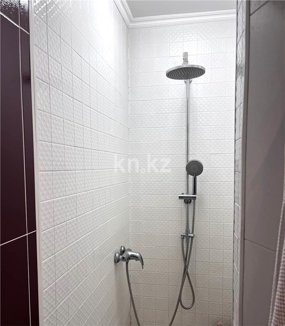 Продажа 4-комнатной квартиры, 136 м², пр. Шахтеров в Караганде - фото 26