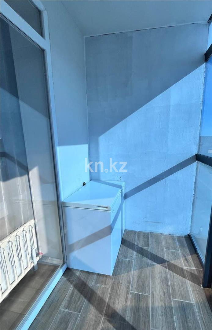 Продажа 4-комнатной квартиры, 94 м², ул. Муканова в Караганде - фото 9