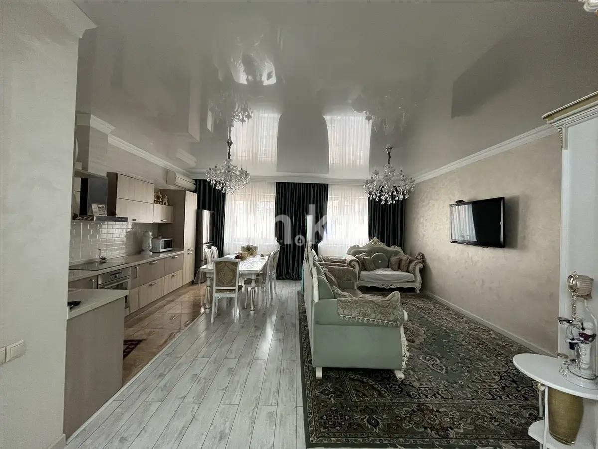 Продажа 2-комнатной квартиры, 94 м² в Алматы