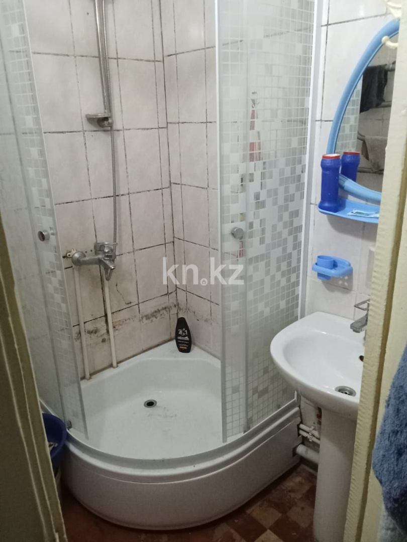 Продажа 2-комнатной квартиры, 43 м², 13-й мкр., дом  14 в Караганде - фото 11