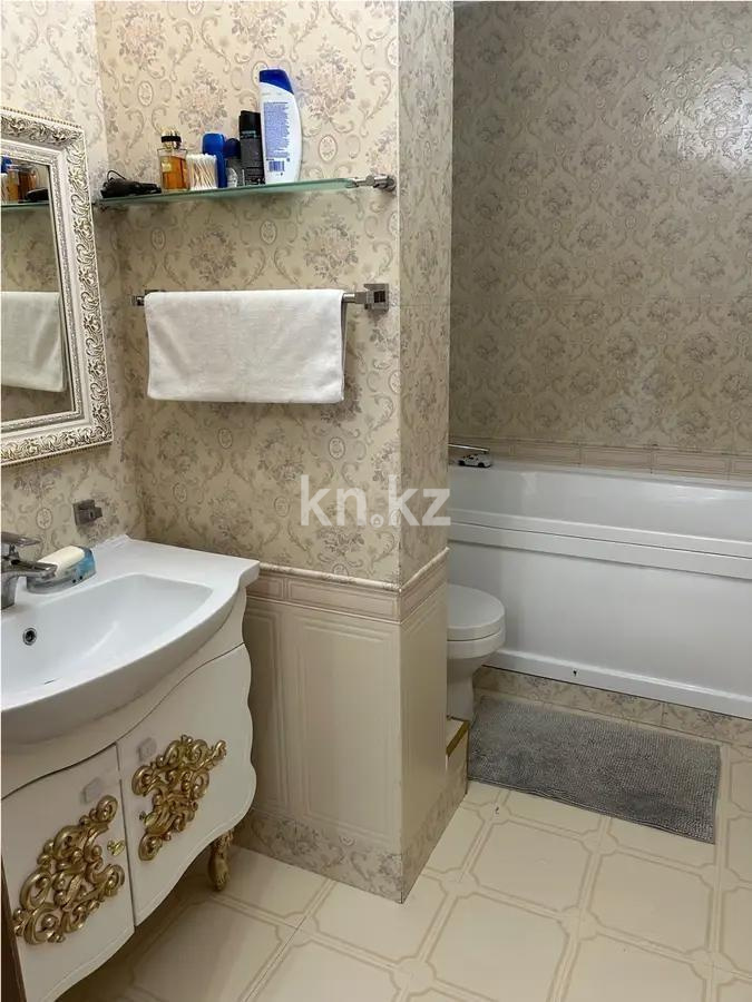 Продажа 4-комнатной квартиры, 167 м², ул. Сауран, дом  18 в Астане - фото 7