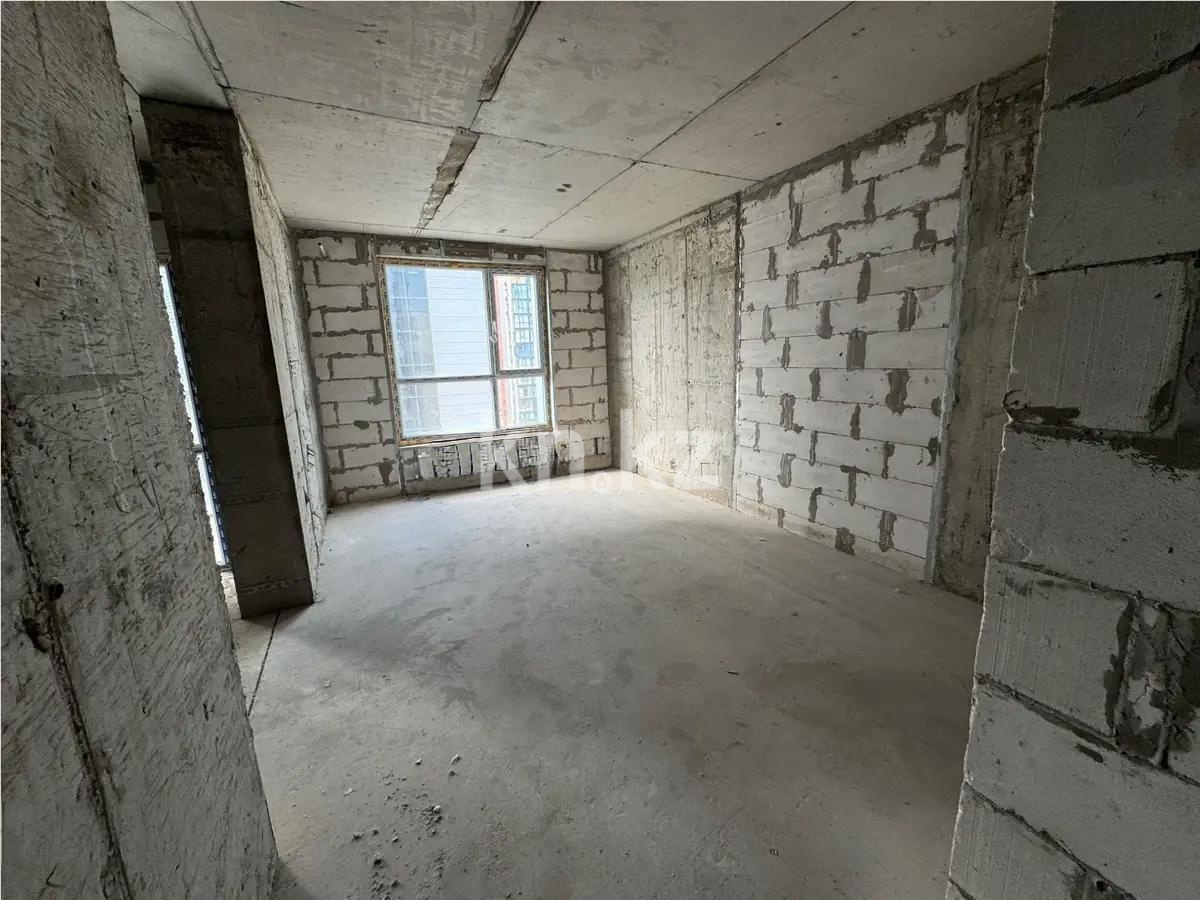 Продажа 2-комнатной квартиры, 52.7 м², пр. Абая, дом  160 в Алматы - фото 2