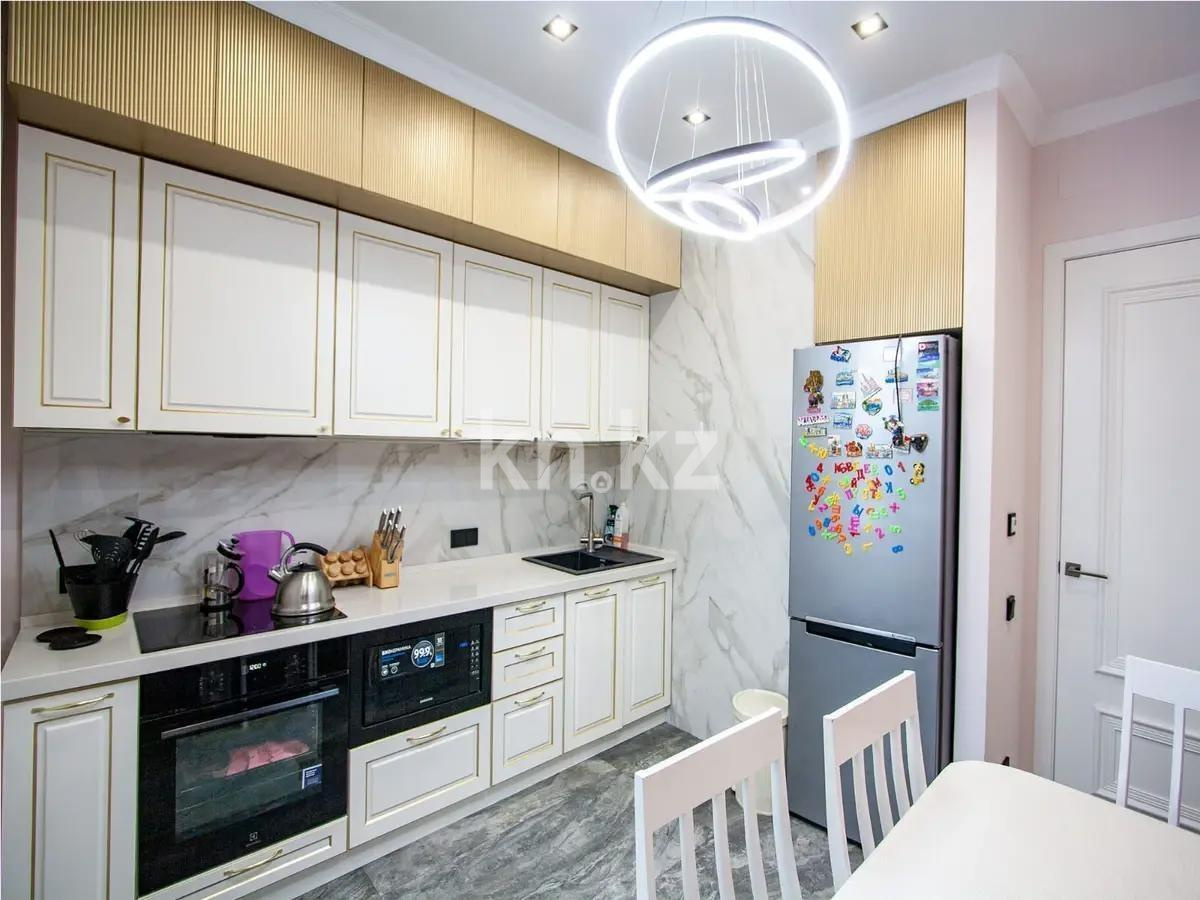 Продажа 2-комнатной квартиры, 65 м², ул. Сатпаева, дом  133/2 в Алматы - фото 2