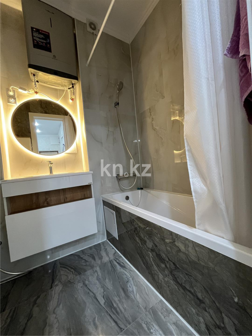 Продажа 2-комнатной квартиры, 64 м², ул. Ашимова в Караганде - фото 14