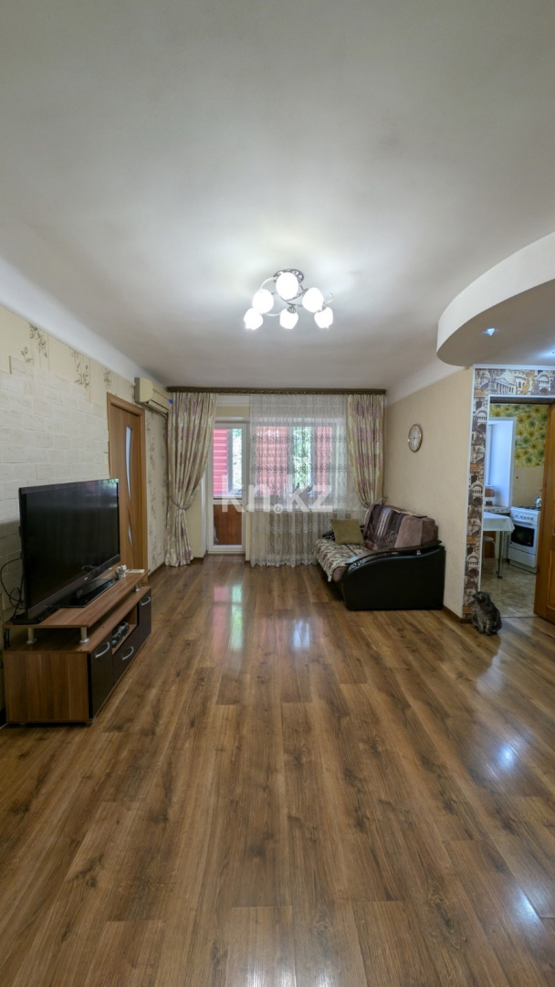 Продажа 2-комнатной квартиры, 45.9 м² в Уральске - фото 3