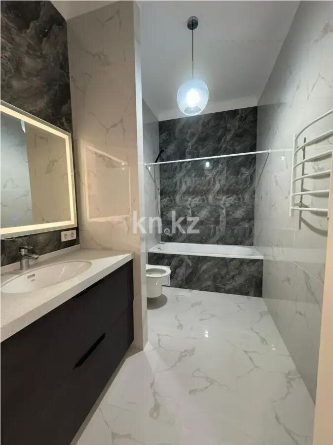 Продажа 5-комнатной квартиры, 214.8 м² в Астане - фото 7