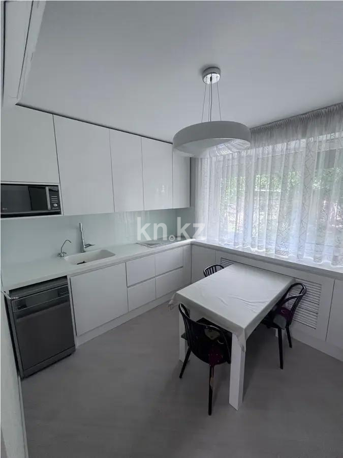 Продажа 3-комнатной квартиры, 102.3 м², ул. Байсеитовой, дом  40/1 в Алматы - фото 3