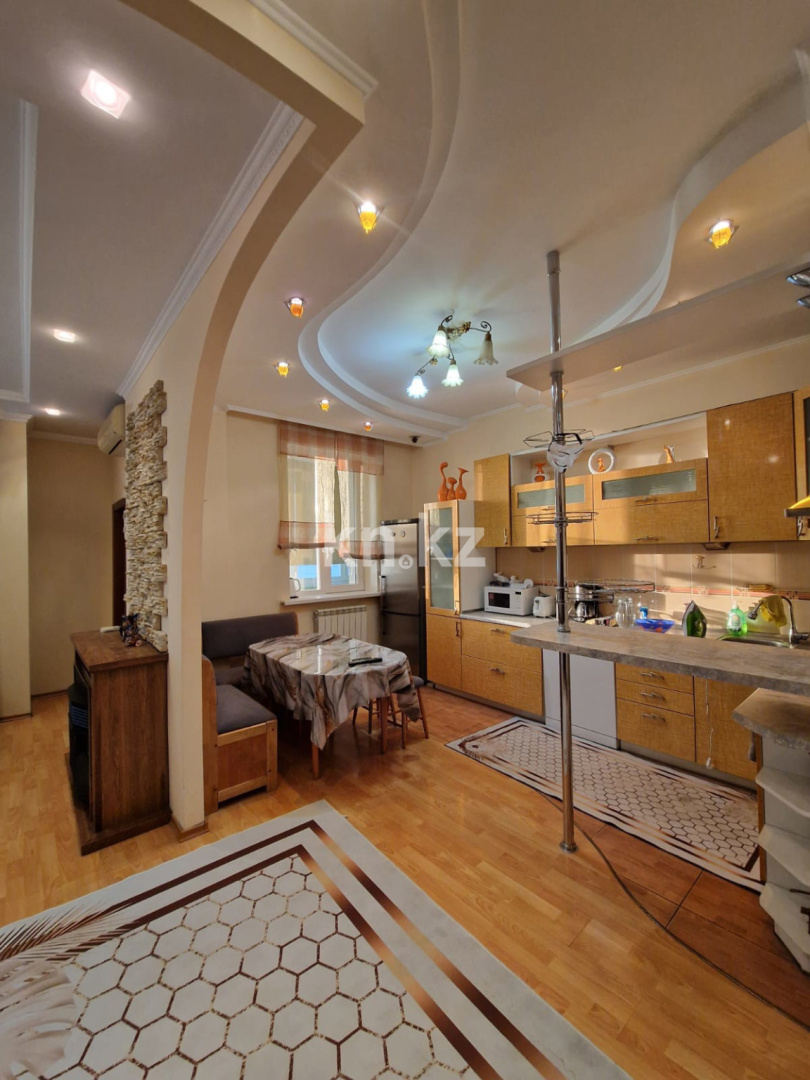 Продажа 2-комнатной квартиры, 80 м², пр. Достык, дом  162 в Алматы - фото 3