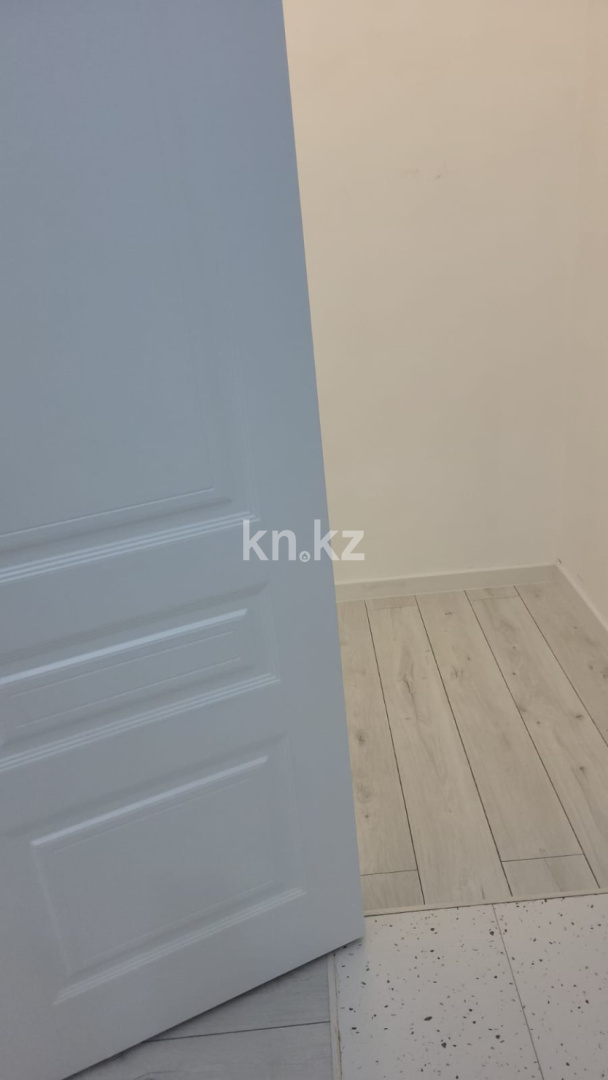 Аренда 1-комнатной квартиры, 40 м², ул. Нажимеденова, дом  62 в Астане - фото 4