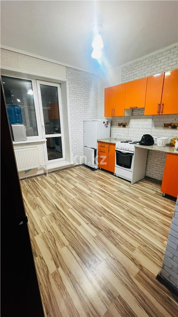 Продажа 1-комнатной квартиры, 35 м², ул. Момышулы в Караганде - фото 4