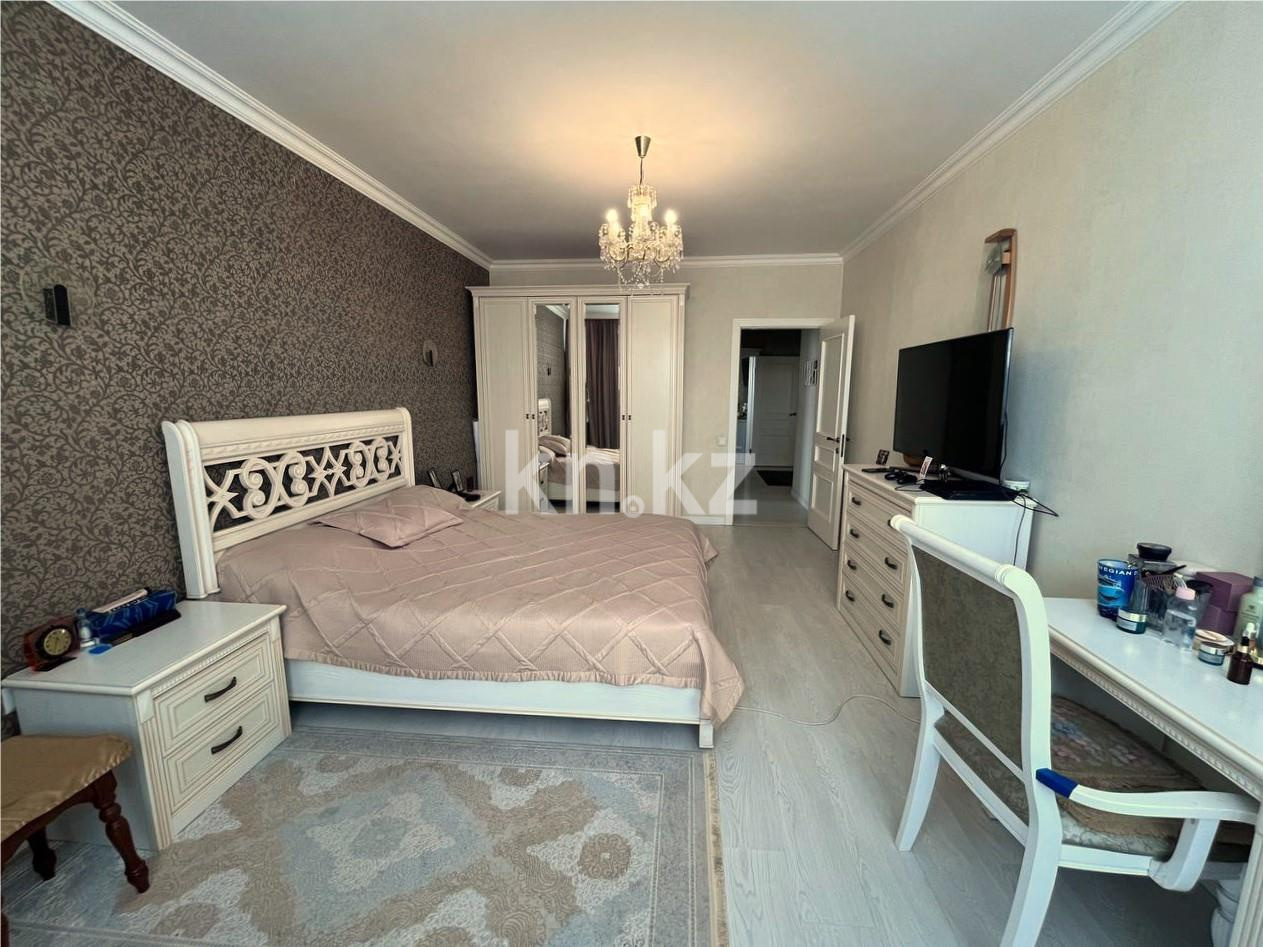 Продажа 4-комнатной квартиры, 136 м² в Караганде - фото 14