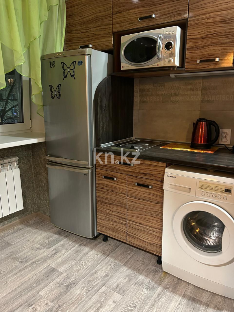 Аренда 1-комнатной квартиры посуточно, 40 м², Бектурова, дом  15 в Павлодаре - фото 7