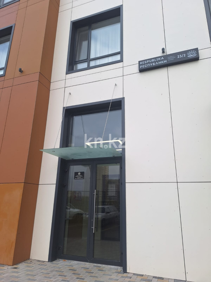 Продажа 3-комнатной квартиры, 90 м², пр. Республики, дом  23/2 в Караганде - фото 12