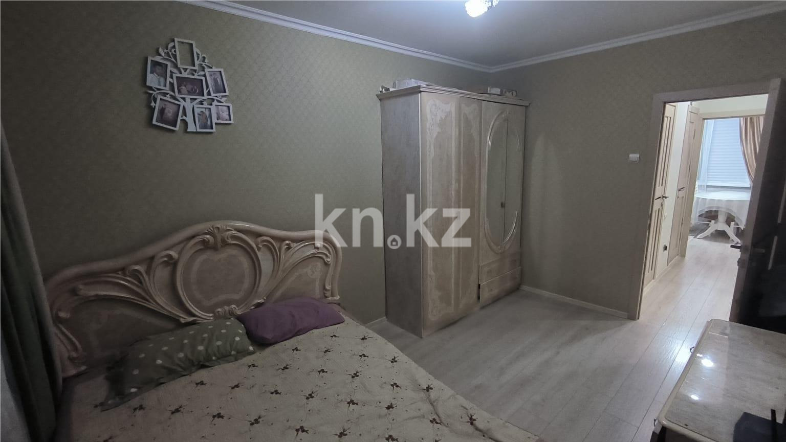 Продажа 3-комнатной квартиры, 64 м², мкр. Гульдер-1 в Караганде - фото 13