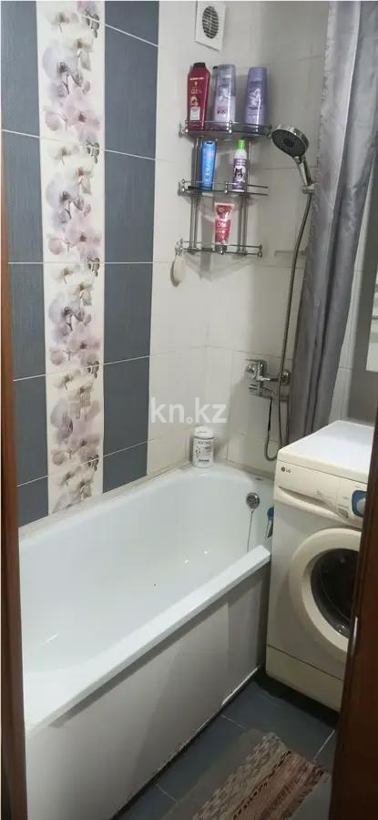 Продажа 2-комнатной квартиры, 50 м², ул. Рыскулова, дом  17 в Караганде - фото 4