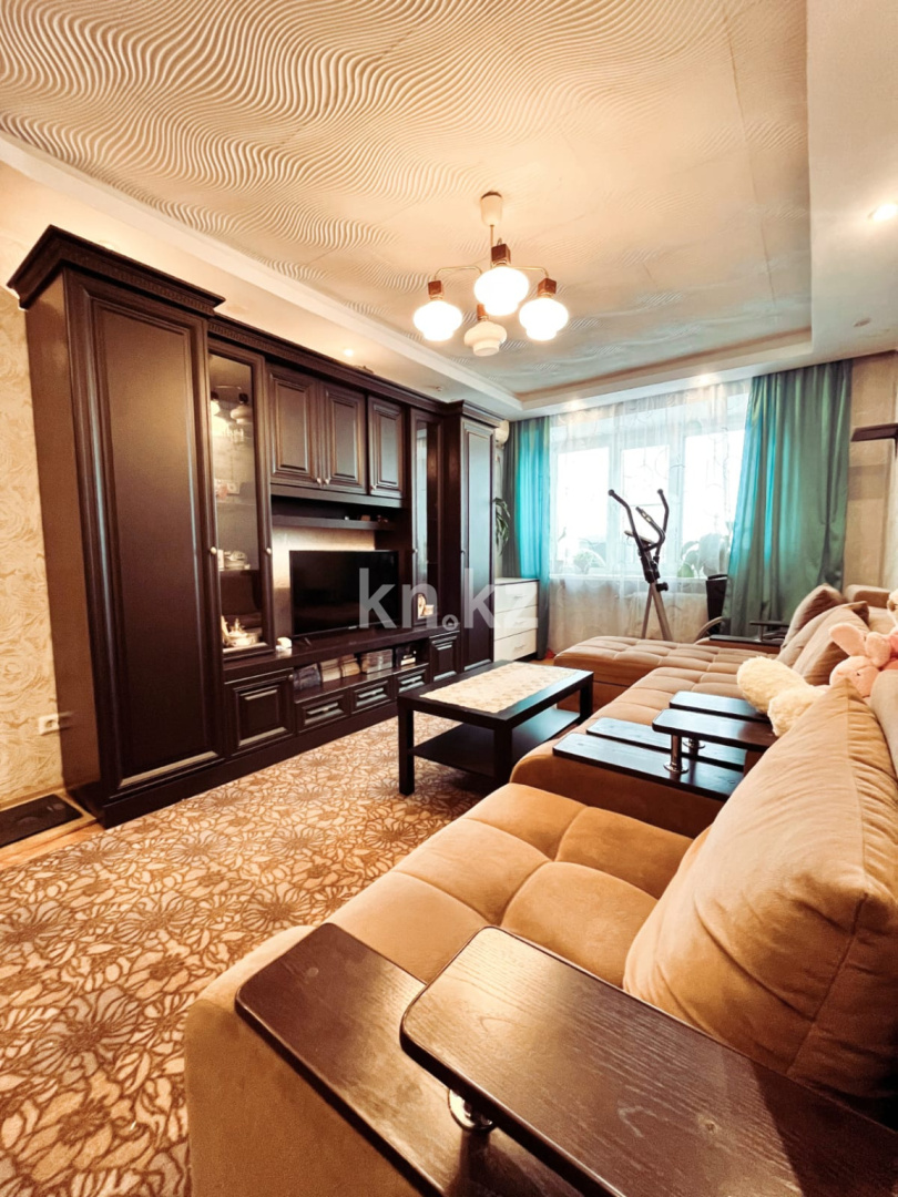 Продажа 3-комнатной квартиры, 64 м², ул. Михаэлиса, дом  7 в Усть-Каменогорске - фото 4