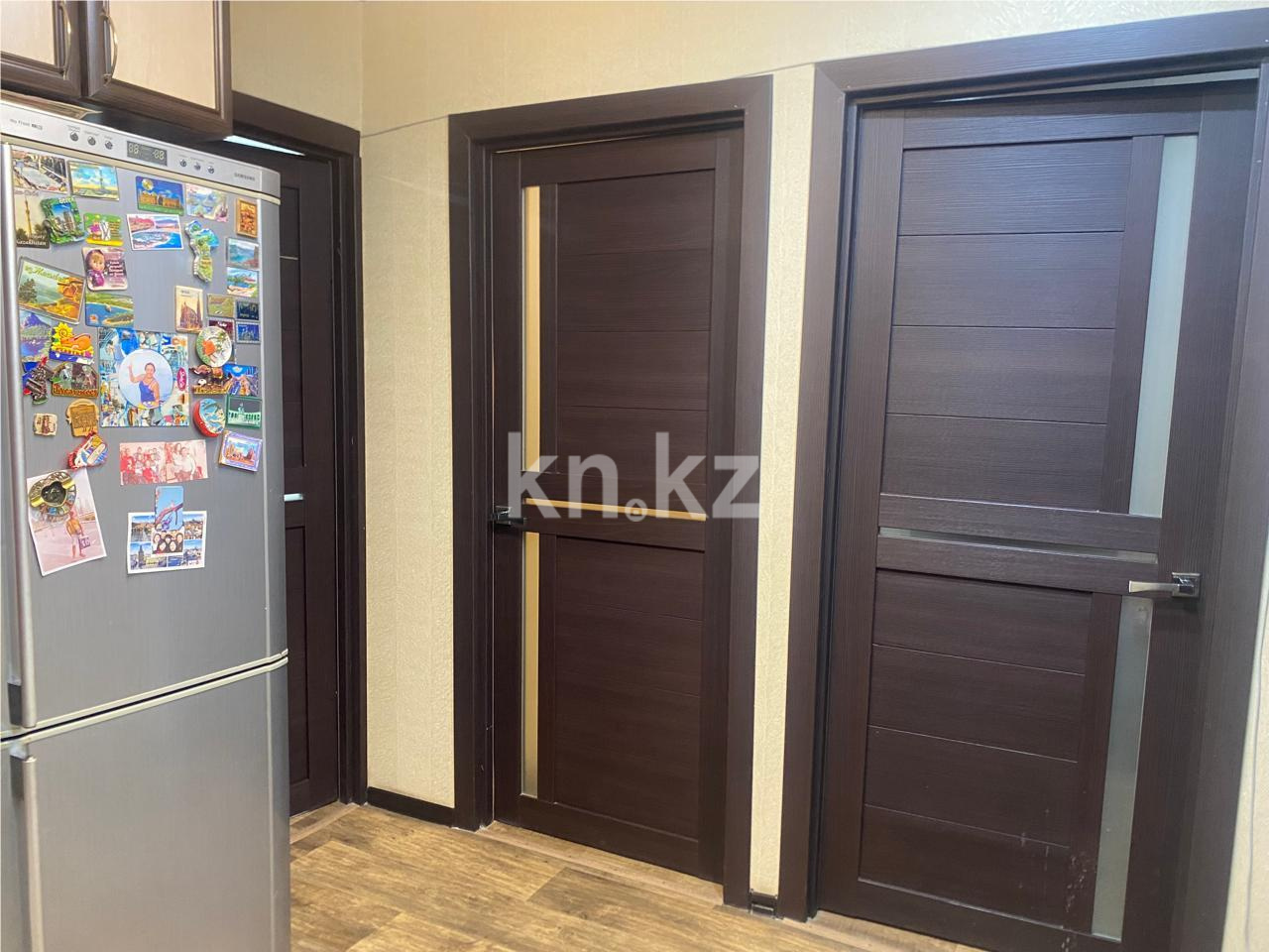 Продажа 3-комнатной квартиры, 62 м², 17-й мкр., дом  55 в Караганде - фото 8