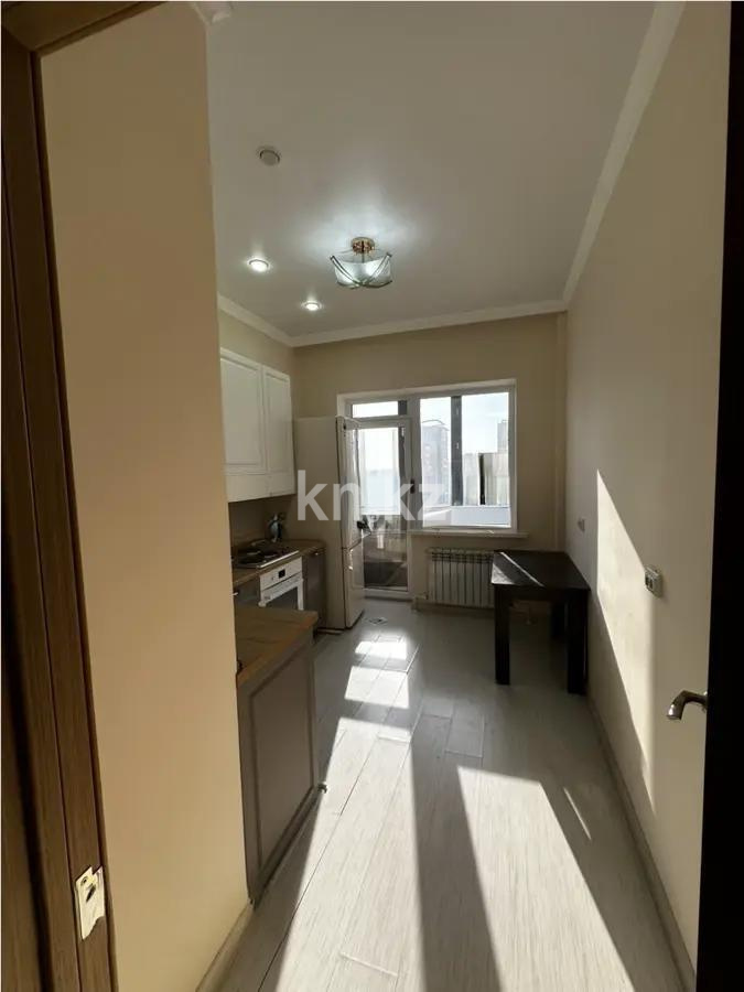 Продажа 2-комнатной квартиры, 53 м², пр. Шахтеров, дом  52Б в Караганде - фото 3