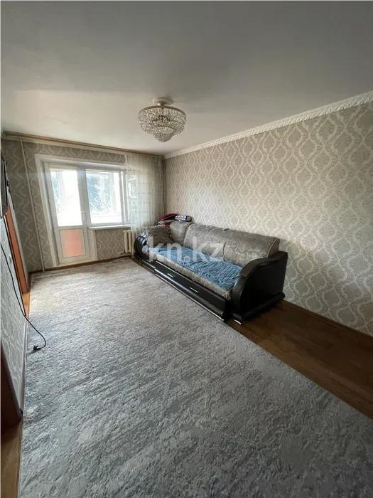 Продажа 4-комнатной квартиры, 62 м², 17 мкр. в Караганде