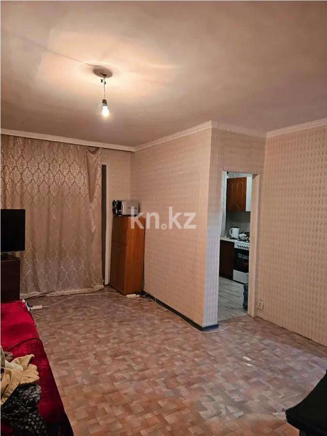 Продажа 1-комнатной квартиры, 40 м², ул. Локомотивная, дом  135 в Караганде