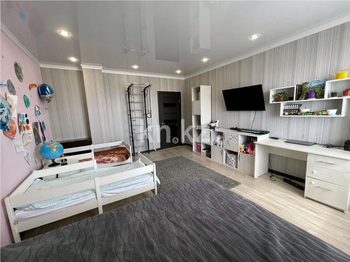 Продажа 2-комнатной квартиры, 62 м², ул. Момышулы, дом  24 в Караганде - фото 3