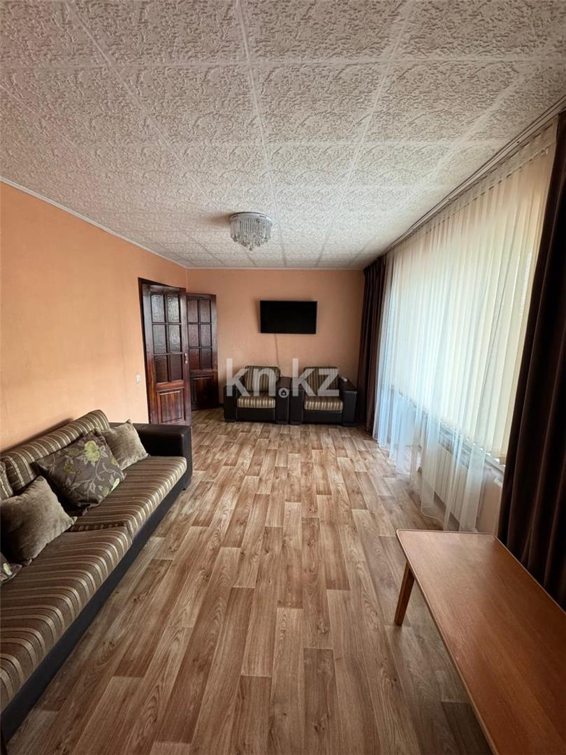 Продажа 3-комнатной квартиры, 57 м², пр. Бухар-жырау в Караганде - фото 2