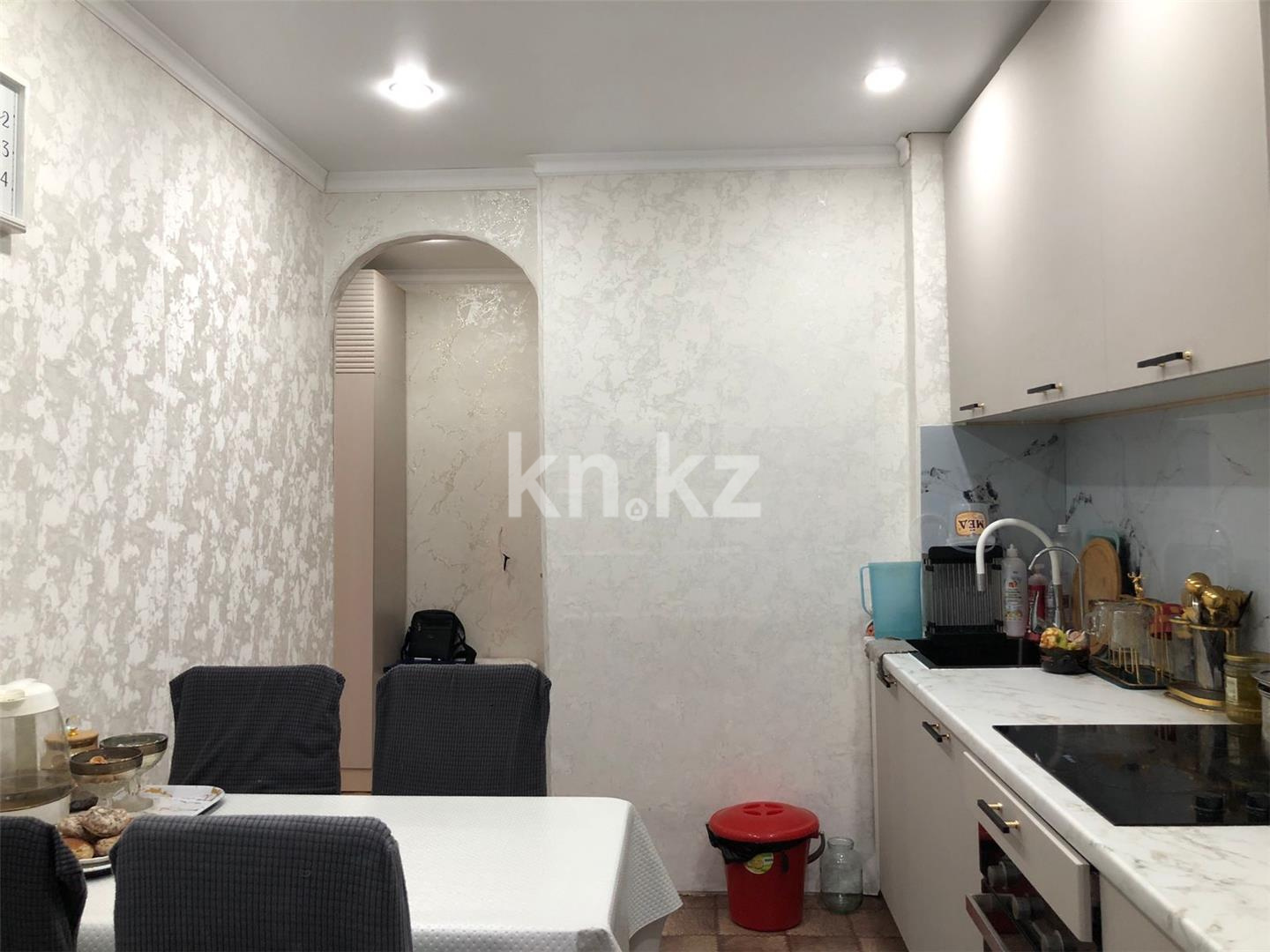 Продажа 4-комнатной квартиры, 77 м², ул. Гапеева, дом  1 в Караганде - фото 12