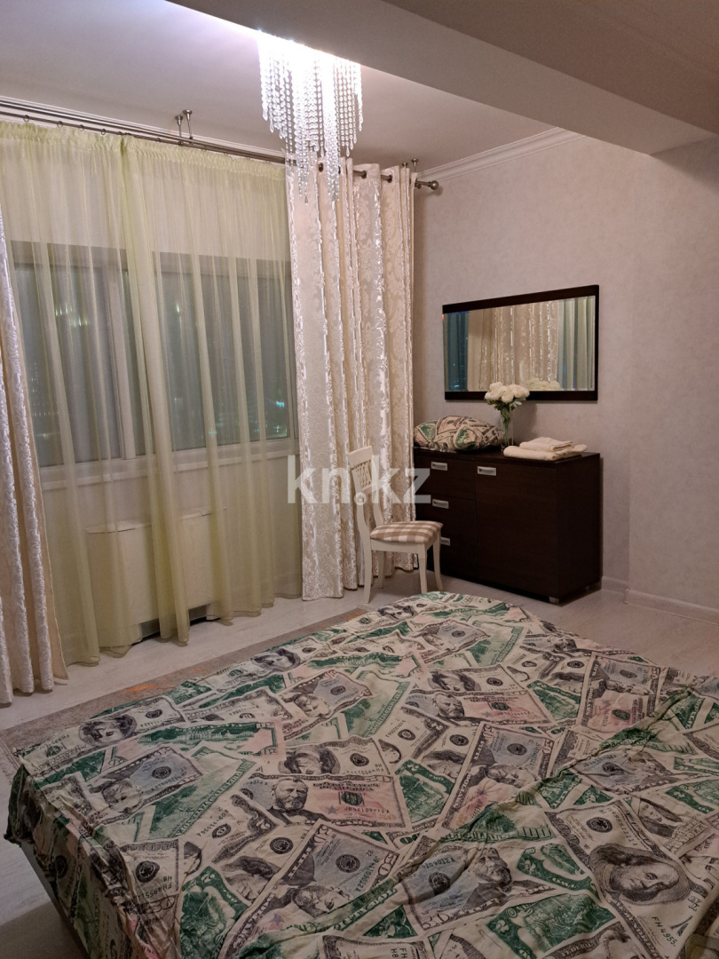 Аренда 2-комнатной квартиры посуточно, 86 м², ул. Достык, дом  5 - ул. Сауран в Астане - фото 13