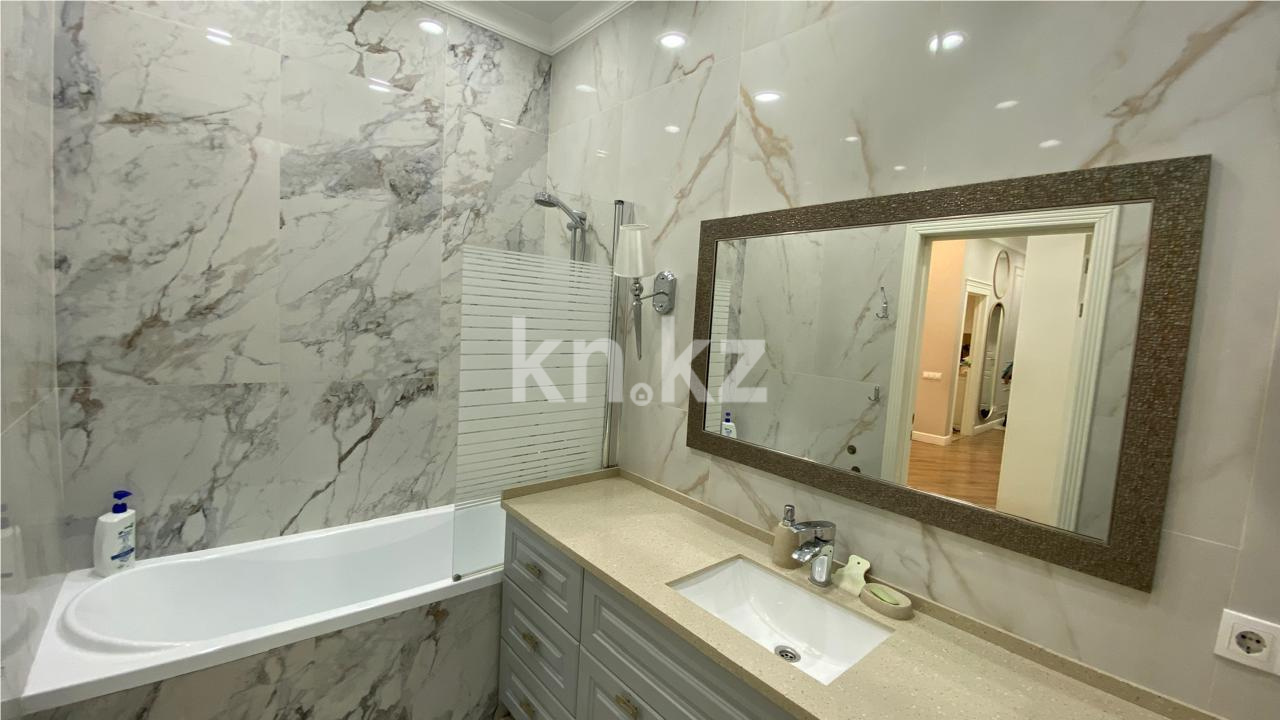 Продажа 4-комнатной квартиры, 107 м², ул. Таттимбета в Караганде - фото 14