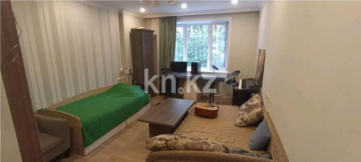 Продажа 3-комнатной квартиры, 82 м², ул. Утепова, дом  4 в Алматы - фото 2