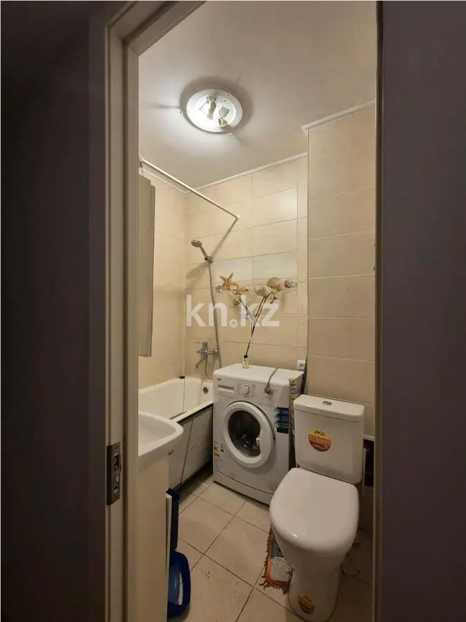 Продажа 3-комнатной квартиры, 63.4 м², ул. Манаса, дом  9 в Алматы - фото 5