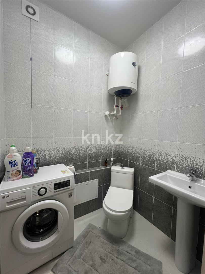 Продажа 3-комнатной квартиры, 67 м², ул. Дюсембекова в Караганде - фото 11