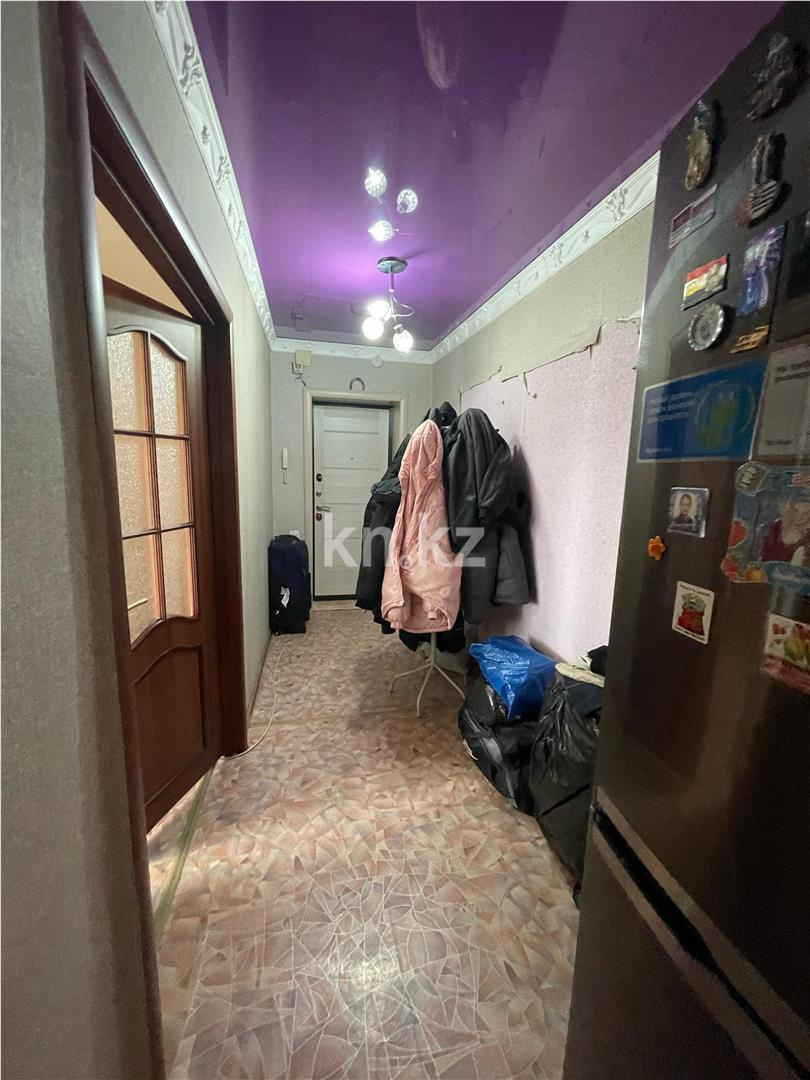 Продажа 3-комнатной квартиры, 63 м², ул. Гапеева в Караганде - фото 12