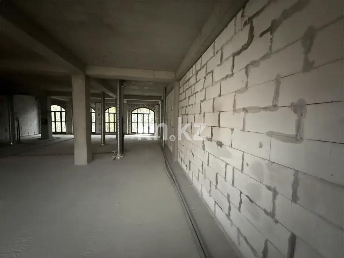 Продажа 4-комнатной квартиры, 190 м² в Алматы - фото 2