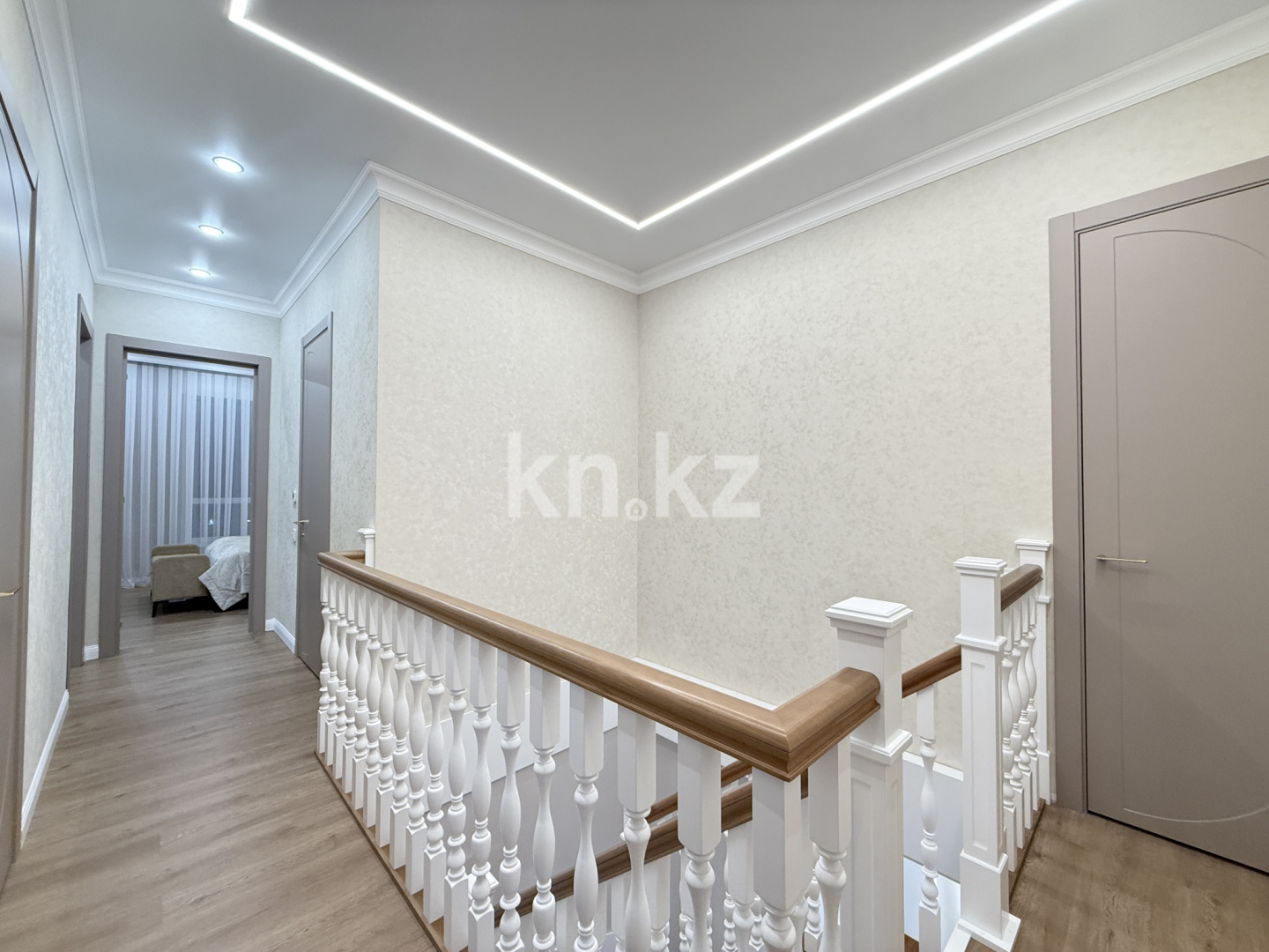 Продажа 4-комнатной квартиры, 145 м² в Астане - фото 16