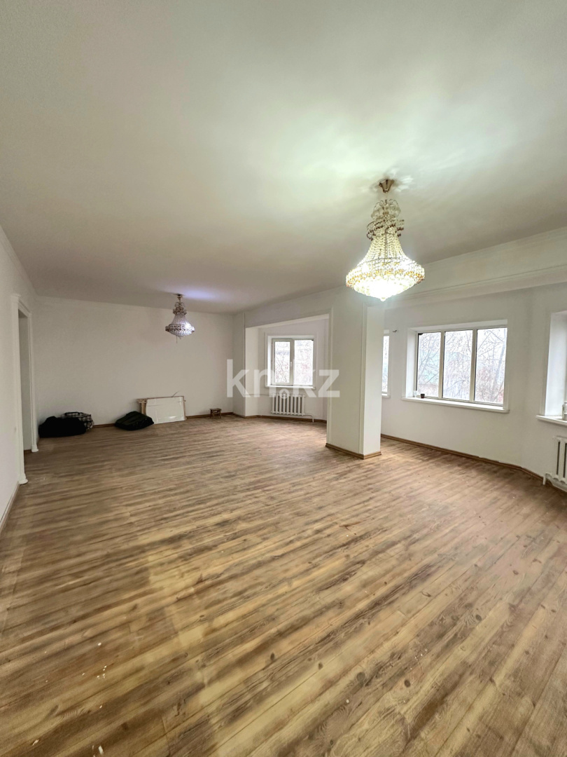 Продажа 10-комнатного дома, 440 м², ул. Жолдасбекова, дом  54 в Шымкенте - фото 5