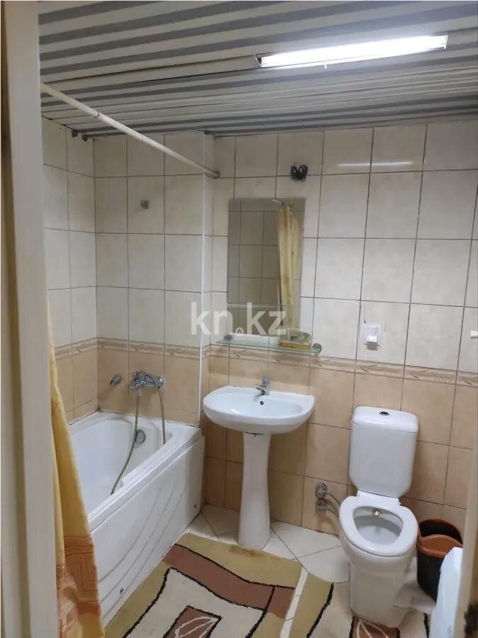 Продажа 2-комнатной квартиры, 67 м² в Алматы - фото 3