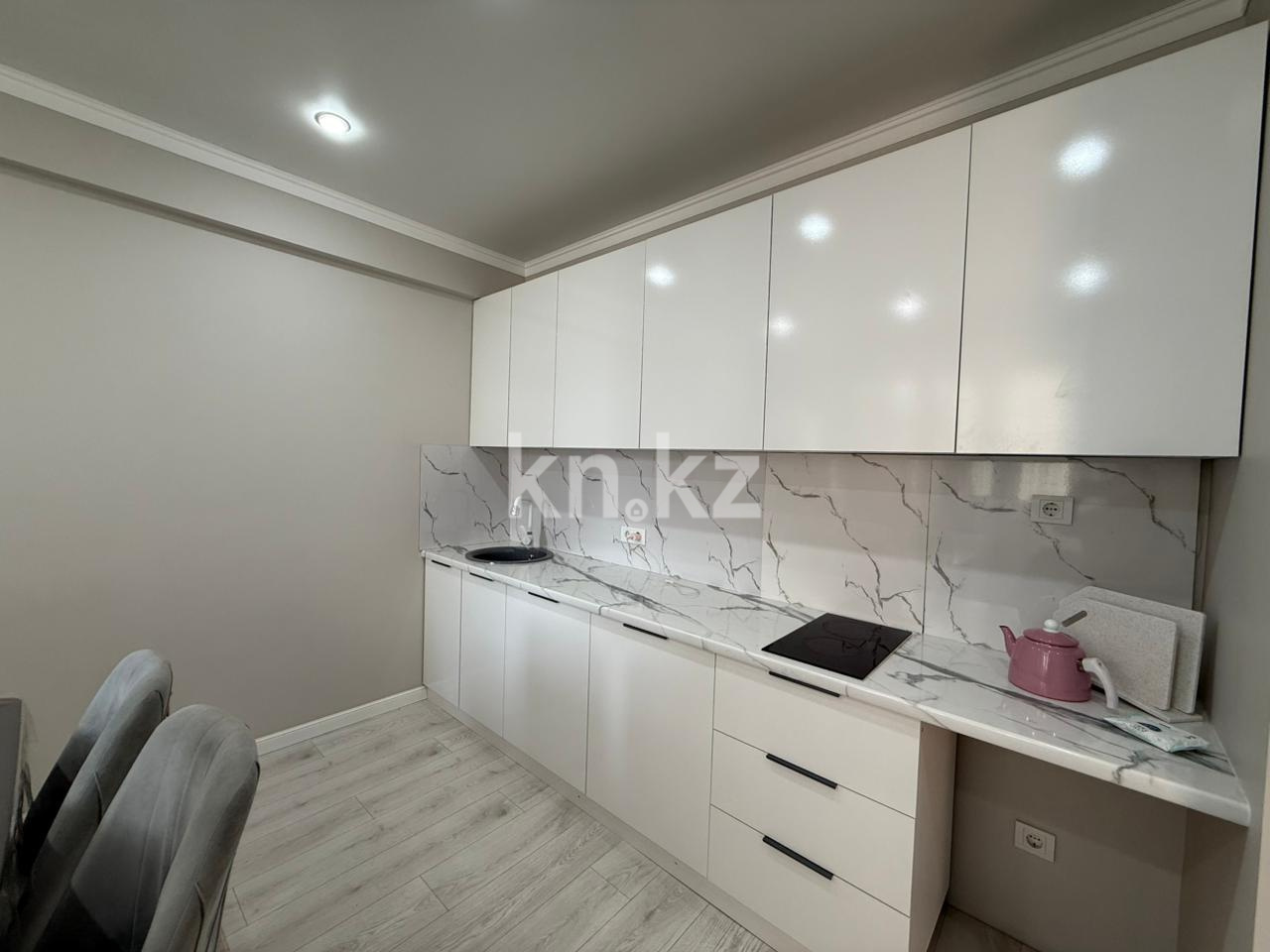 Продажа 2-комнатной квартиры, 47 м², ул. Толе би, дом  285/8 к2 - ул. Утеген батыра в Алматы - фото 23