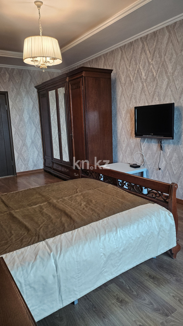 Аренда 2-комнатной квартиры, 85 м², Достык, дом  97Б - Достык Снегина в Алматы - фото 7