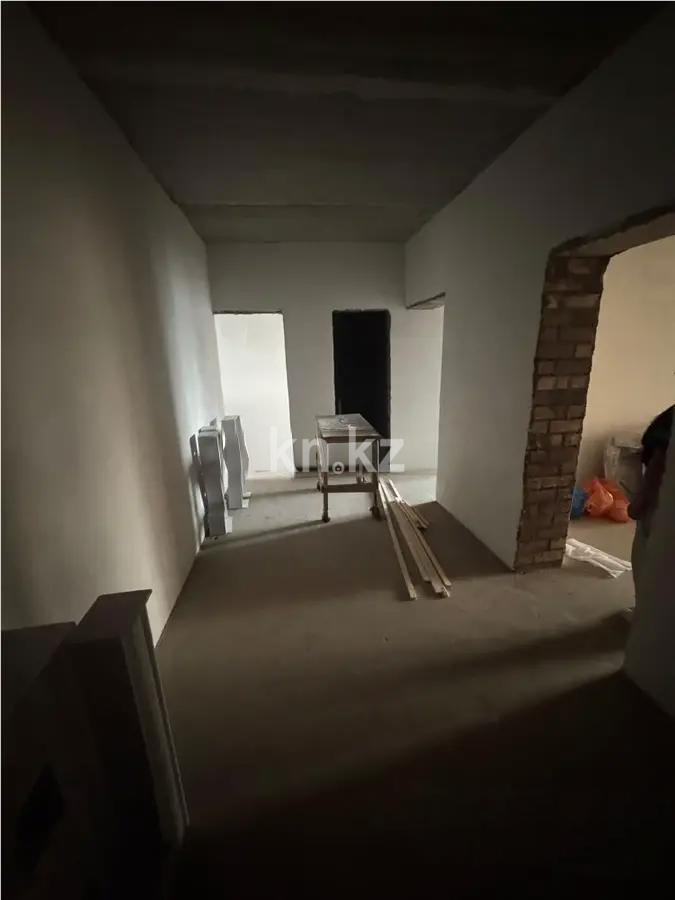 Продажа 2-комнатной квартиры, 69 м², 218 учетный квартал, дом  155 в Караганде - фото 3