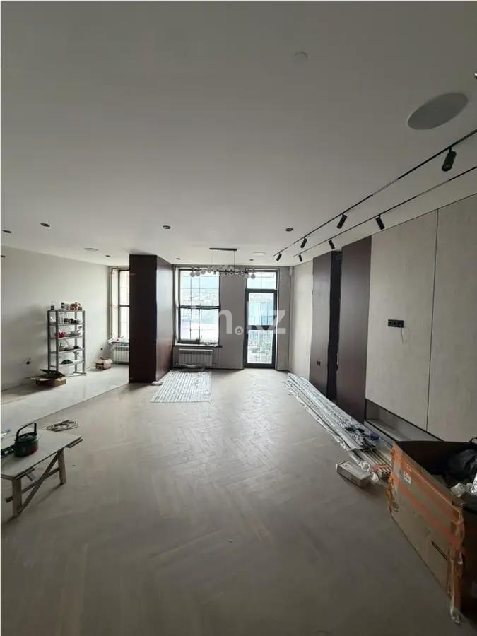 Продажа 4-комнатной квартиры, 160 м² в Алматы