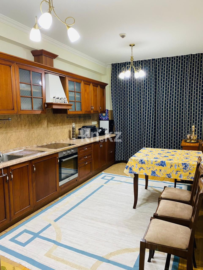 Аренда 3-комнатной квартиры, 140 м², ул. Мендикулова, дом  22 в Алматы - фото 19
