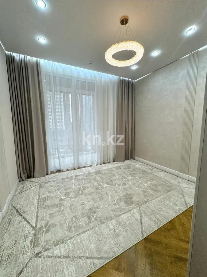 Продажа 2-комнатной квартиры, 62 м², пр. Абая, дом  165 в Алматы - фото 2