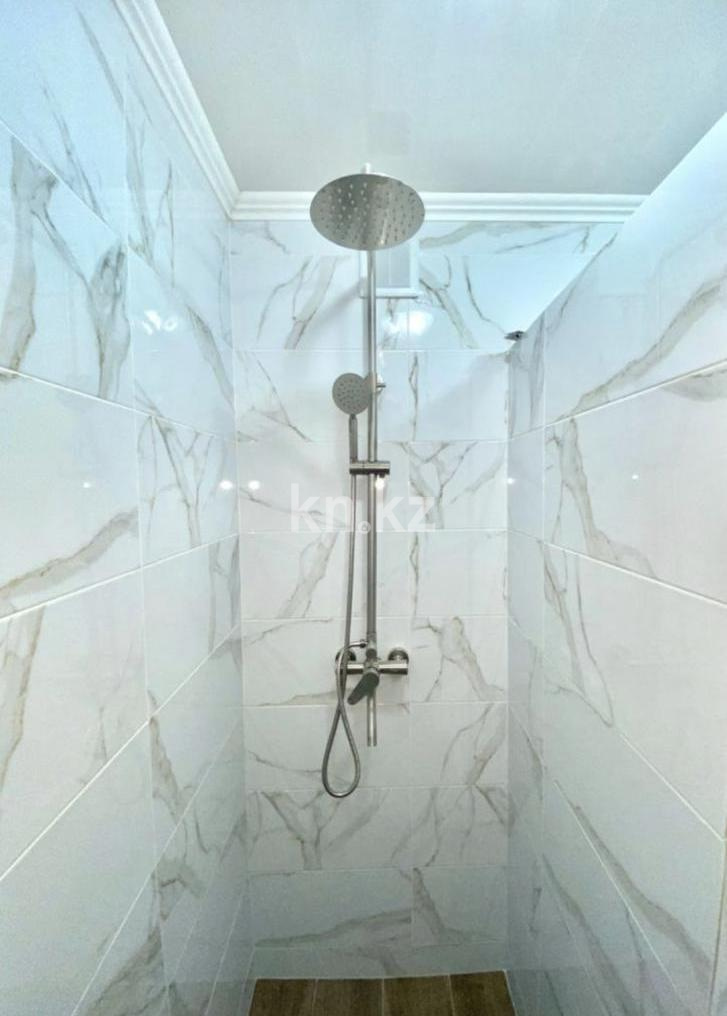 Аренда 1-комнатной квартиры посуточно, 40 м², ул. Ержанова, дом  4 в Караганде - фото 4