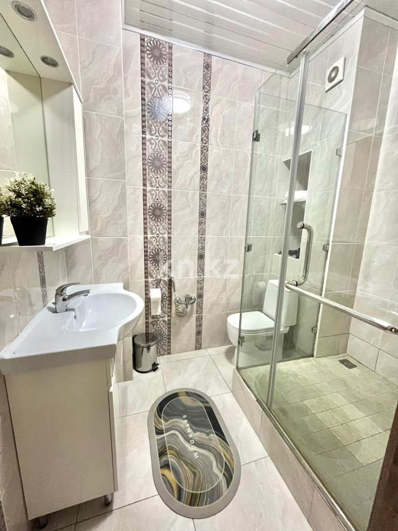 Аренда 2-комнатной квартиры посуточно, 70 м², пр. Мангилик Ел, дом  50 - пр. Улы Дала в Астане - фото 10